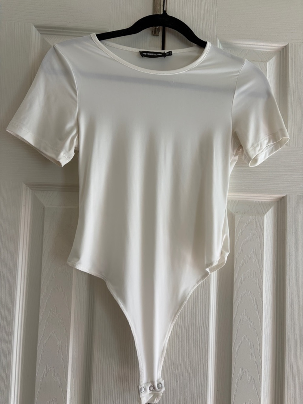 PrettyLittleThing Cream Short Sleeve Bodysuit